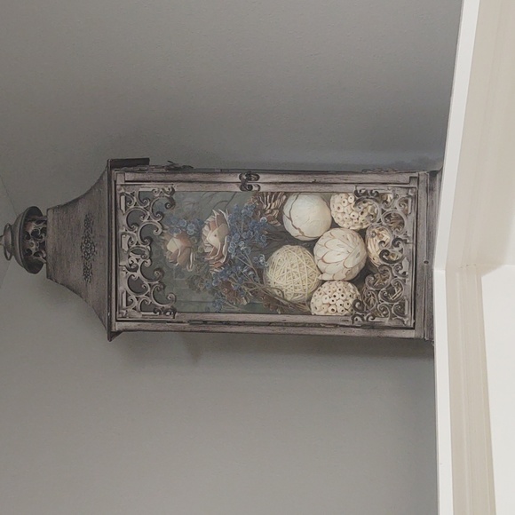 Big lantern - Picture 2 of 2